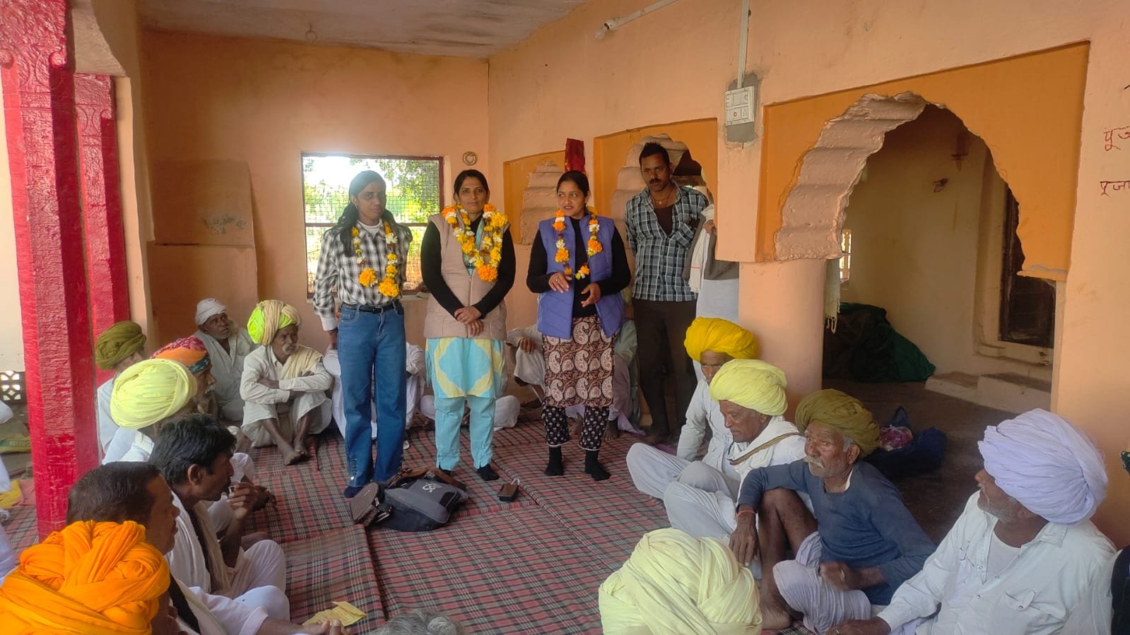 मेवाडिया चैनपुरा में आयोजित मीटिंग एकता और संगठन का सुंदर उदाहरण रही। सभी सदस्यों की सक्रिय भागीदारी सराहनीय रही। समाज हित में मिलकर आगे बढ़ने का संकल्प लिया गया। ऐसी बैठकों से ही विकास की राह मजबूत होती 